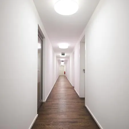 Loft46 Bed&office Апарт-отель Flein